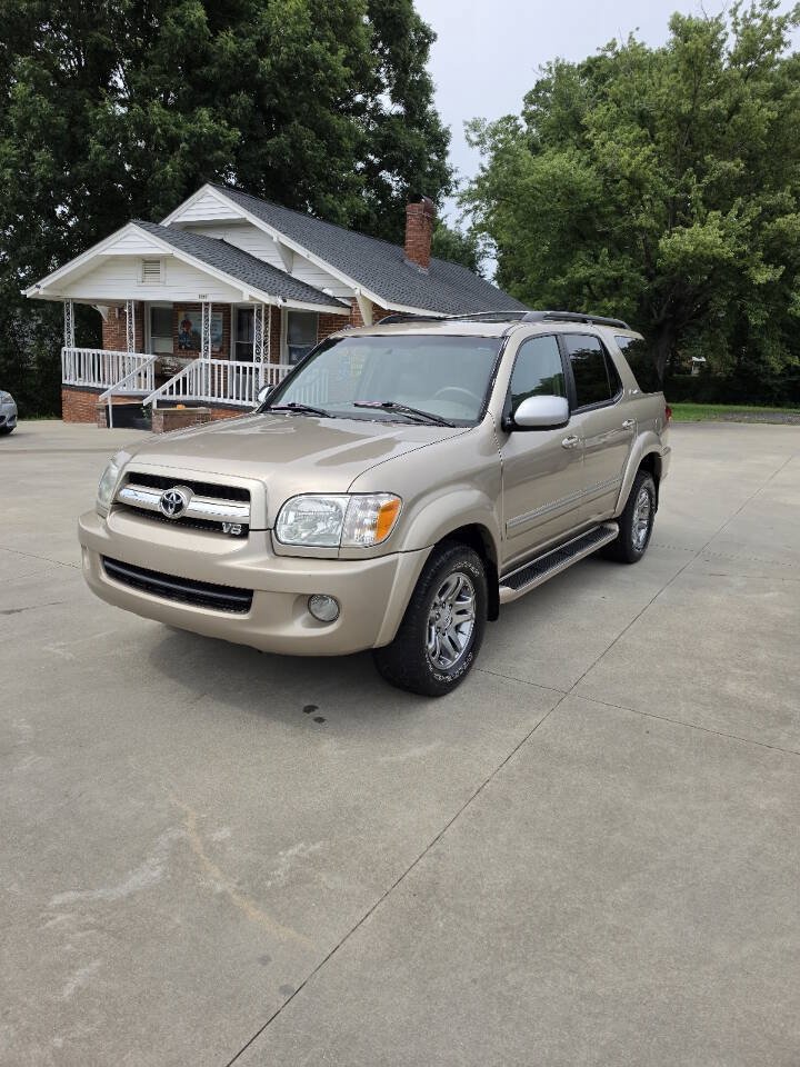 Used 2007 Toyota Sequoia Limited RWD image 2
