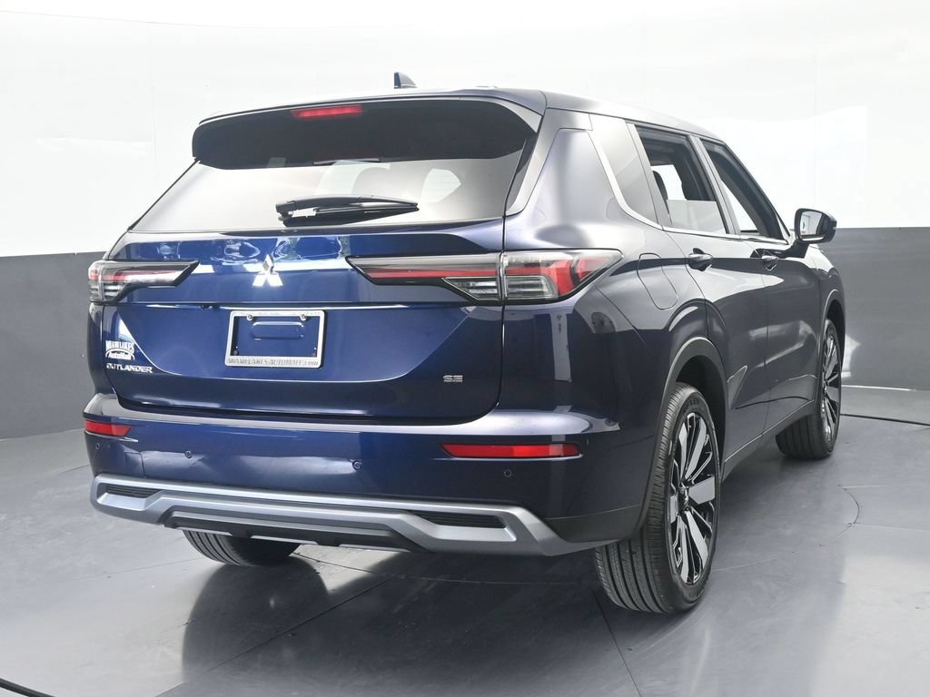 New 2026 Mitsubishi Outlander SE FWD image 5