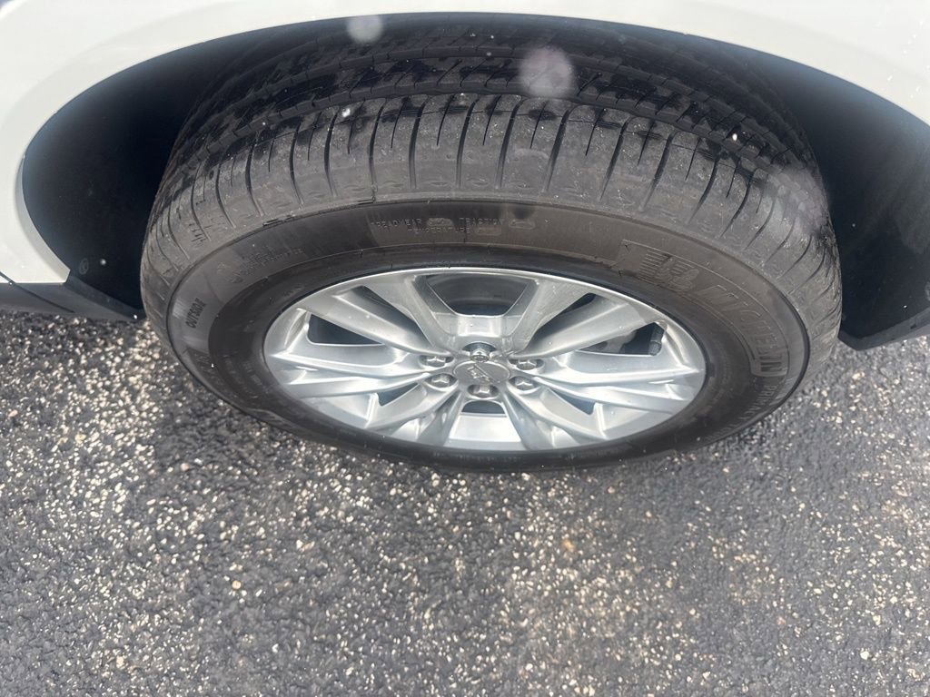 Used 2020 Cadillac XT5 Premium Luxury image 12