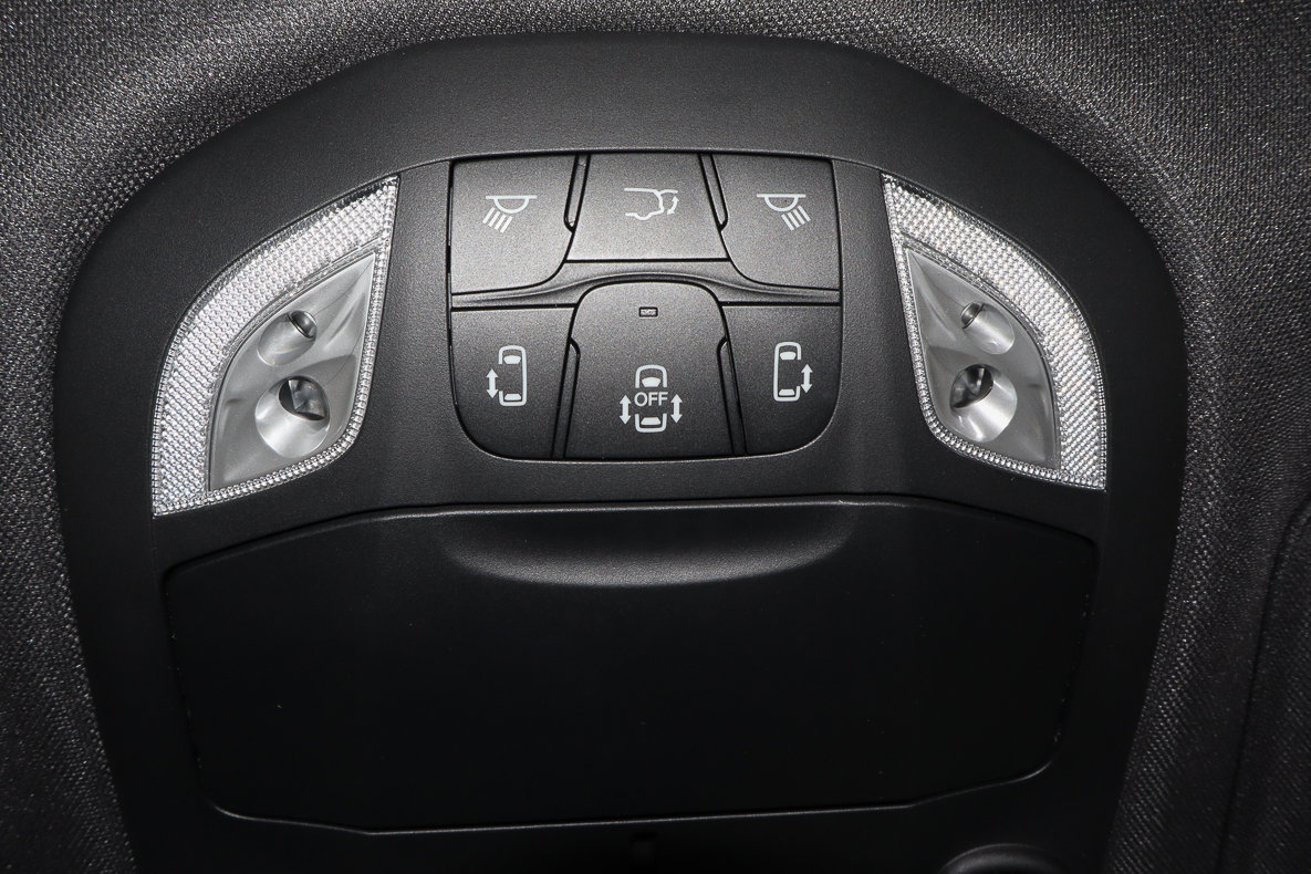 New 2026 Chrysler Pacifica Limited w/ S Appearance Package image 30