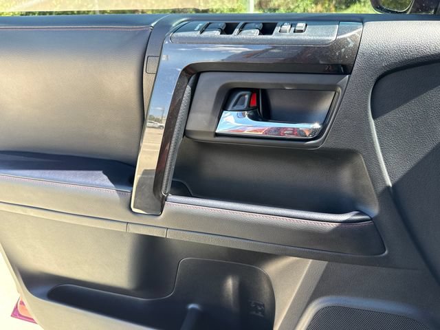 Used 2023 Toyota 4Runner TRD Off-Road Premium AWD/4WD image 26