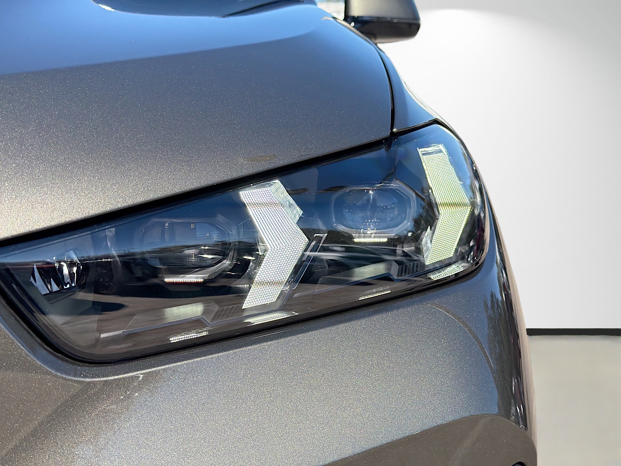 New 2026 BMW X5 xDrive50e w/ M Sport Package image 9