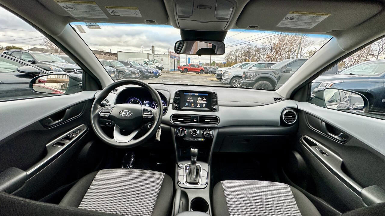 Used 2021 Hyundai Kona SE FWD image 22
