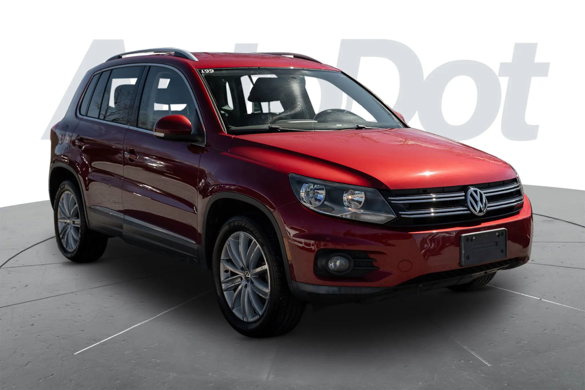 Used 2012 Volkswagen Tiguan S FWD image 4