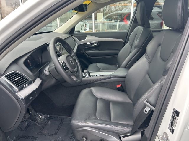 Certified 2024 Volvo XC90 B5 Core w/ Protection Package Premier image 17