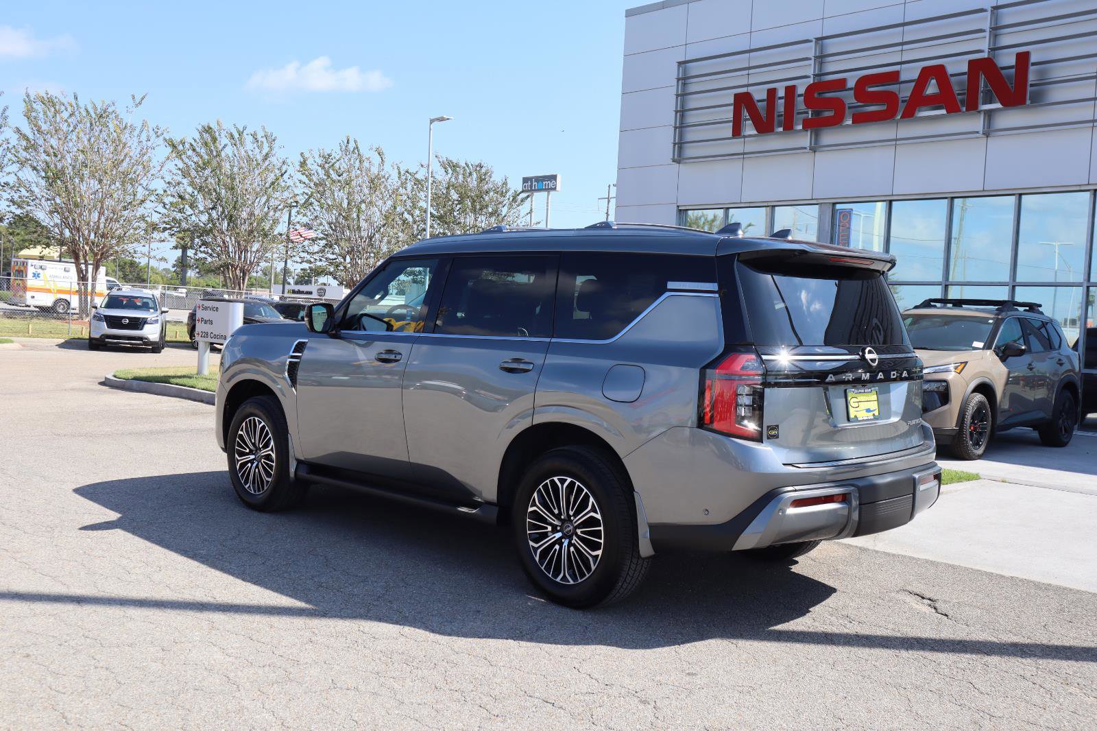 New 2026 Nissan Armada Platinum image 6