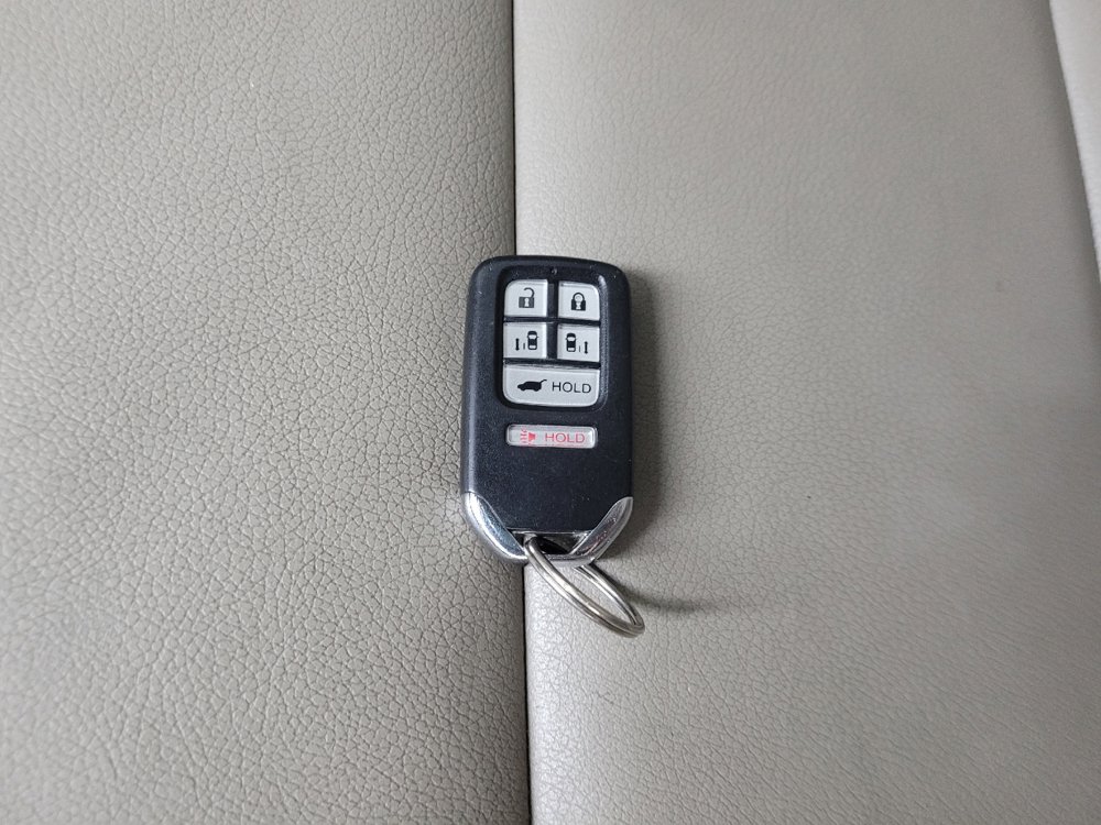 Used 2016 Honda Odyssey EX-L image 32