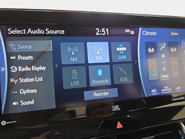 Certified 2021 Toyota Venza XLE w/ Softex Package AWD/4WD image 18