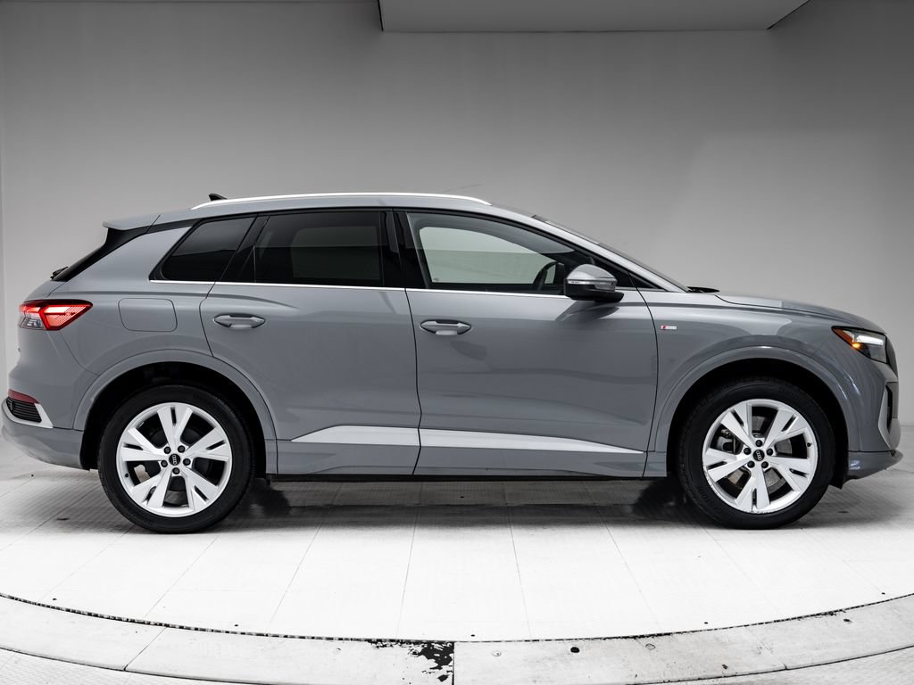 Used 2023 Audi Q4 e-tron Premium w/ Convenience Package AWD/4WD image 29