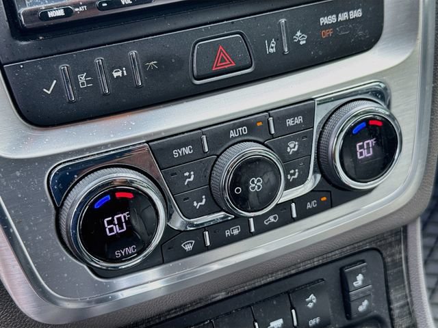 Used 2016 GMC Acadia SLT w/ Premium Edition FWD image 17