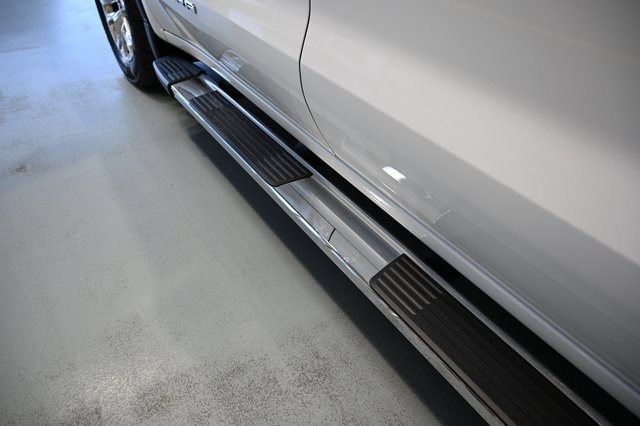 Used 2021 GMC Sierra 1500 SLT w/ SLT Premium Package image 29