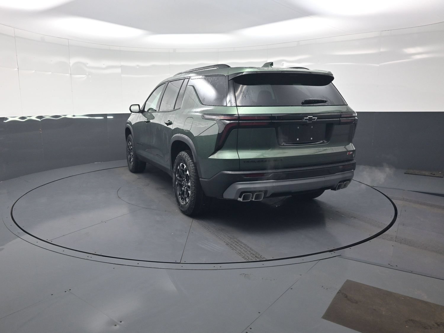 New 2027 Chevrolet Traverse Z71 w/ Driver Confidence Package AWD/4WD image 5