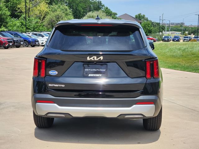 Certified 2026 Kia Sorento LX FWD image 6