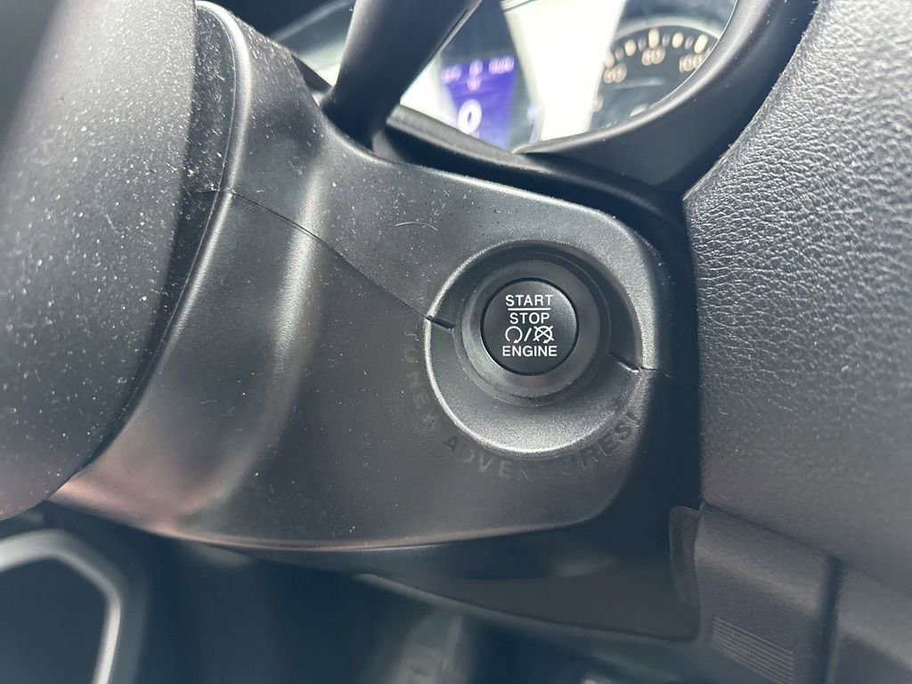 Used 2018 Jeep Renegade Latitude image 24