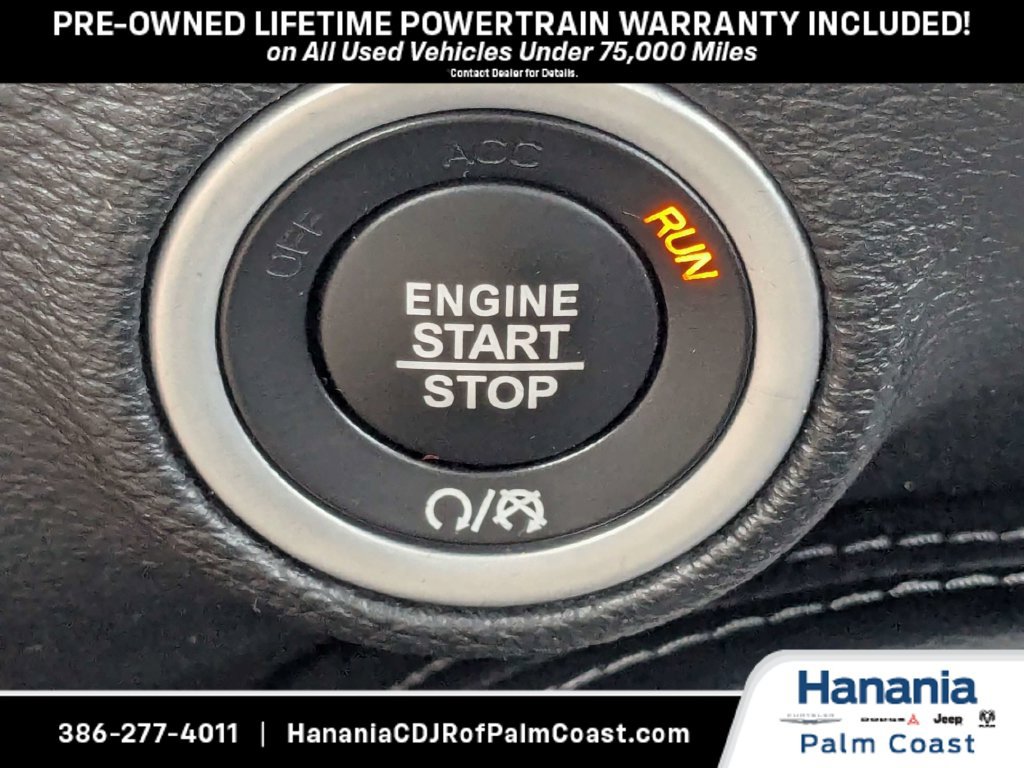 Used 2022 Dodge Challenger SXT RWD image 28
