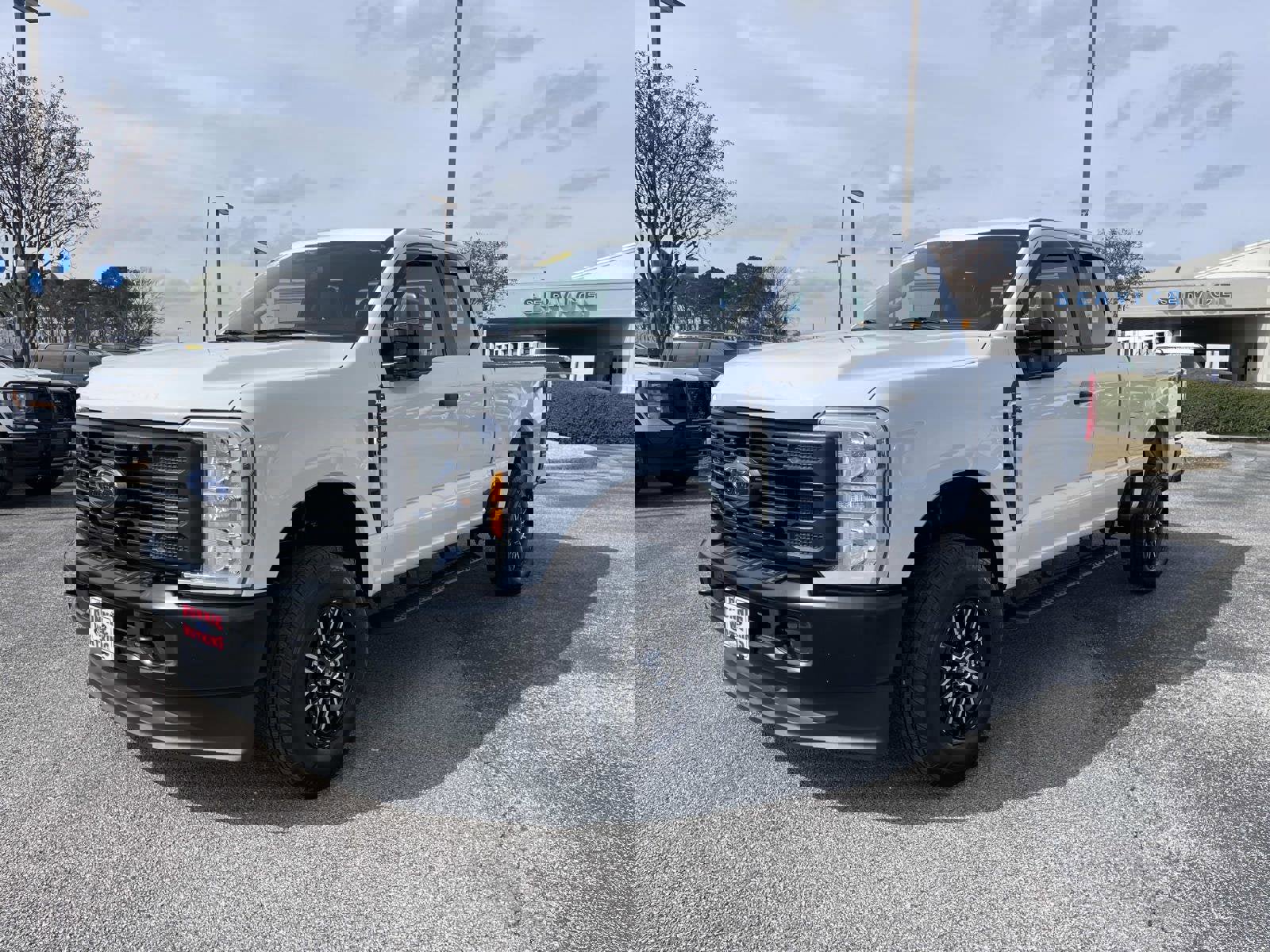 Used 2024 Ford F250 XL image 9