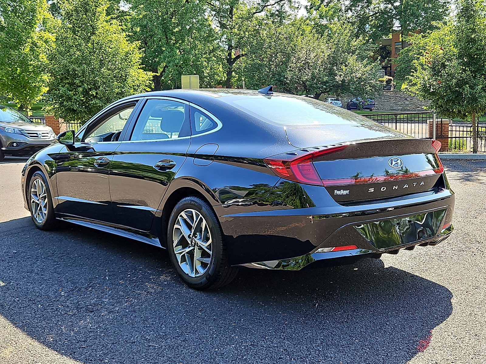 Used 2020 Hyundai Sonata SEL w/ Convenience + Sunroof Package FWD image 4