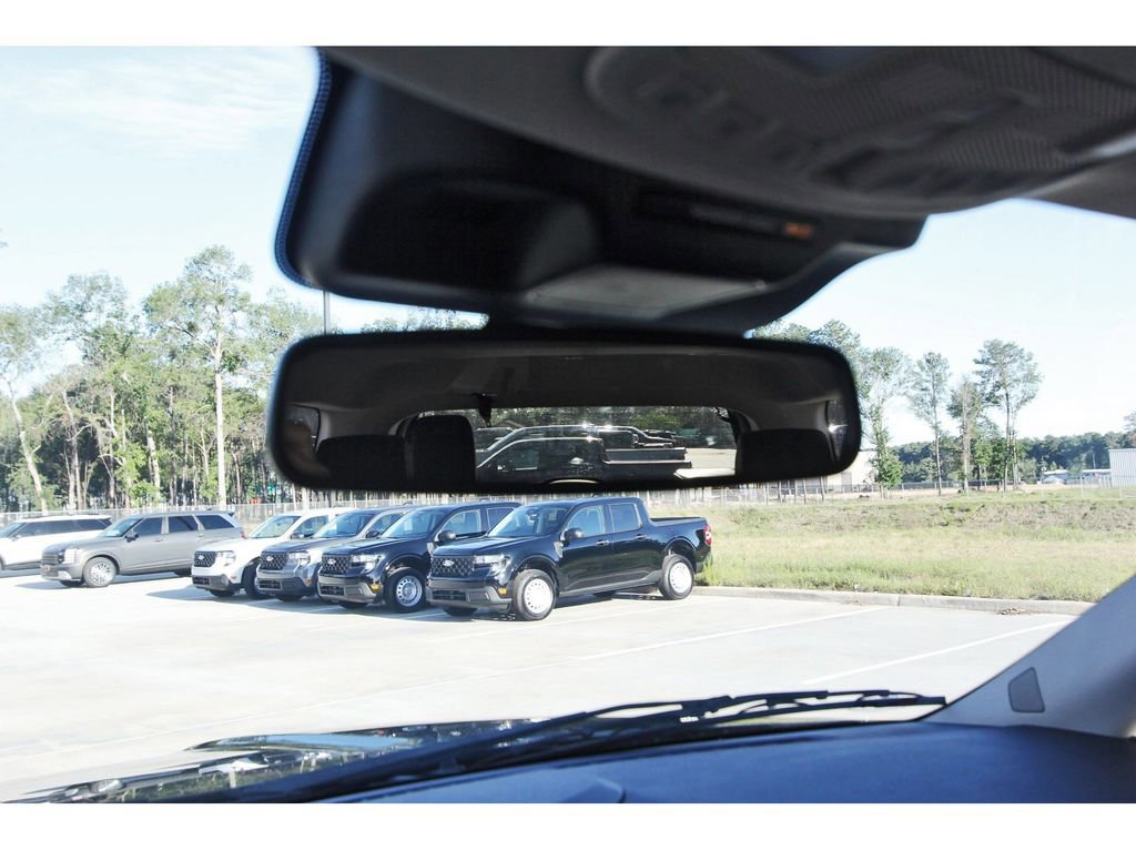 Used 2022 Ford Expedition XLT image 23