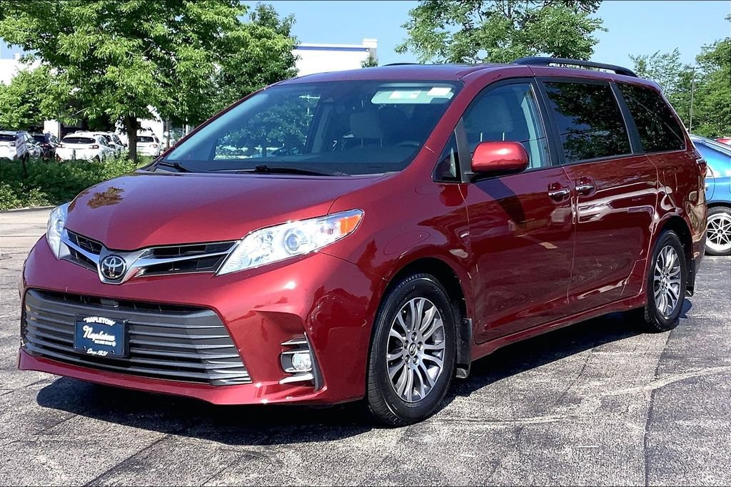 Used 2020 Toyota Sienna XLE FWD image 15