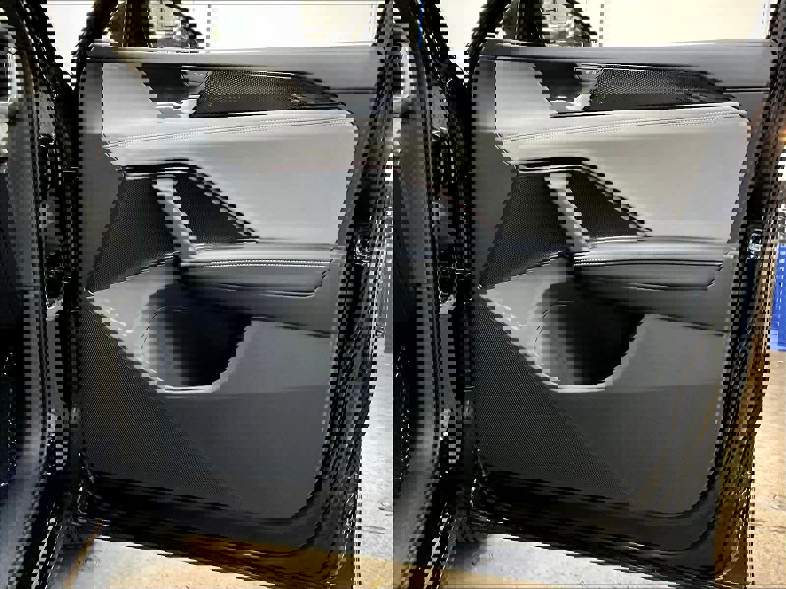 New 2026 Volkswagen Tiguan SE R-Line image 30