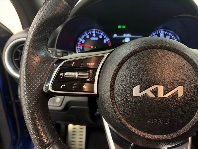 Used 2024 Kia Forte GT-Line image 19