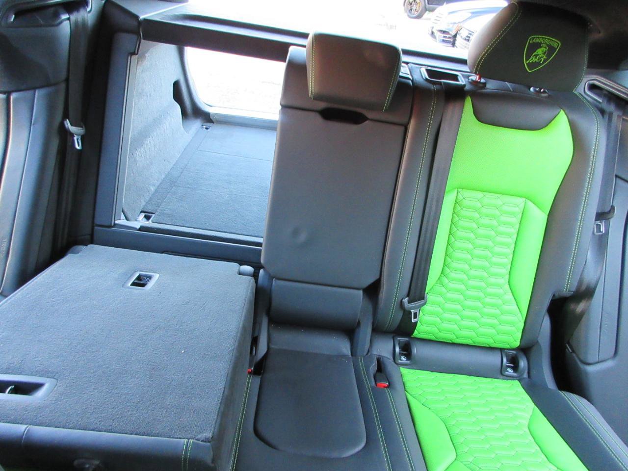 Used 2022 Lamborghini Urus image 39