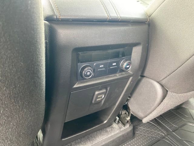 Certified 2021 Chevrolet Traverse LT image 18