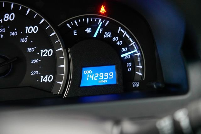 Used 2015 Toyota Camry LE image 17