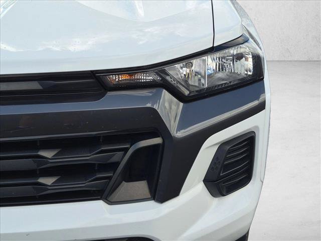 Used 2023 Chevrolet Colorado LT RWD image 9