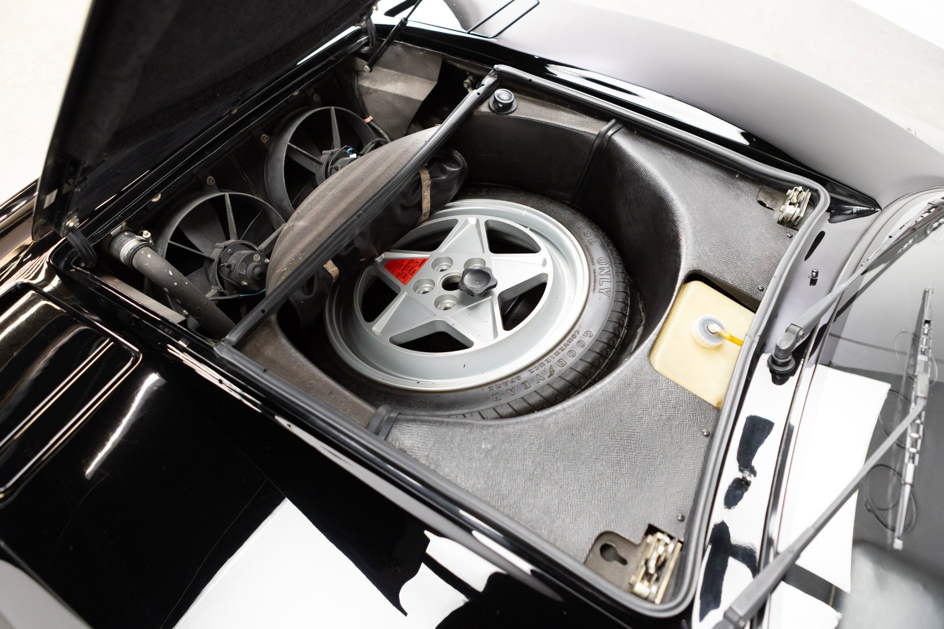 Used 1989 Ferrari 328 GTS image 91