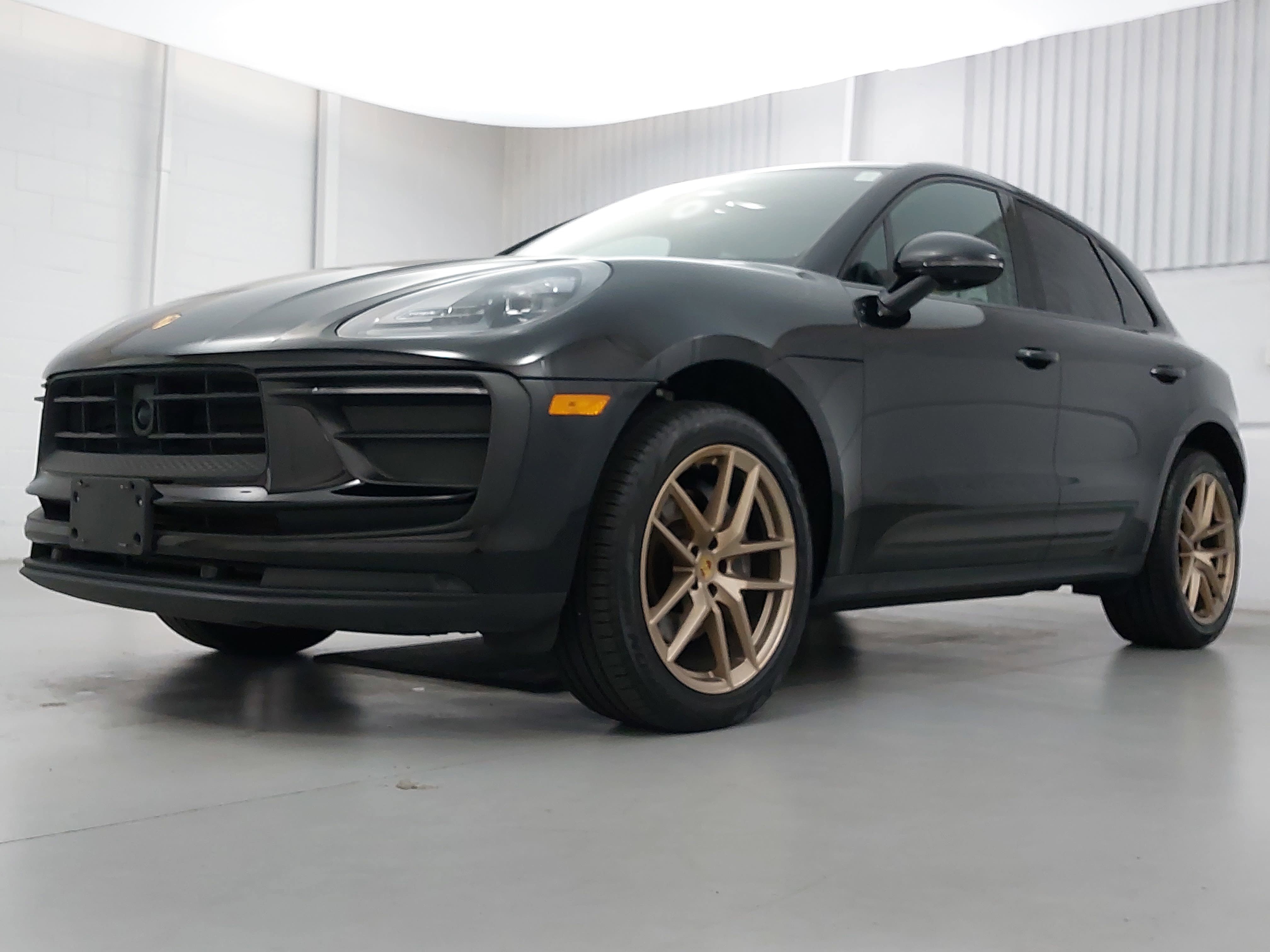 Certified 2023 Porsche Macan