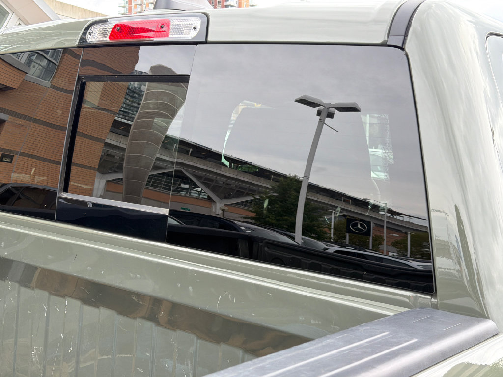 Used 2026 RAM 1500 Laramie AWD/4WD image 8