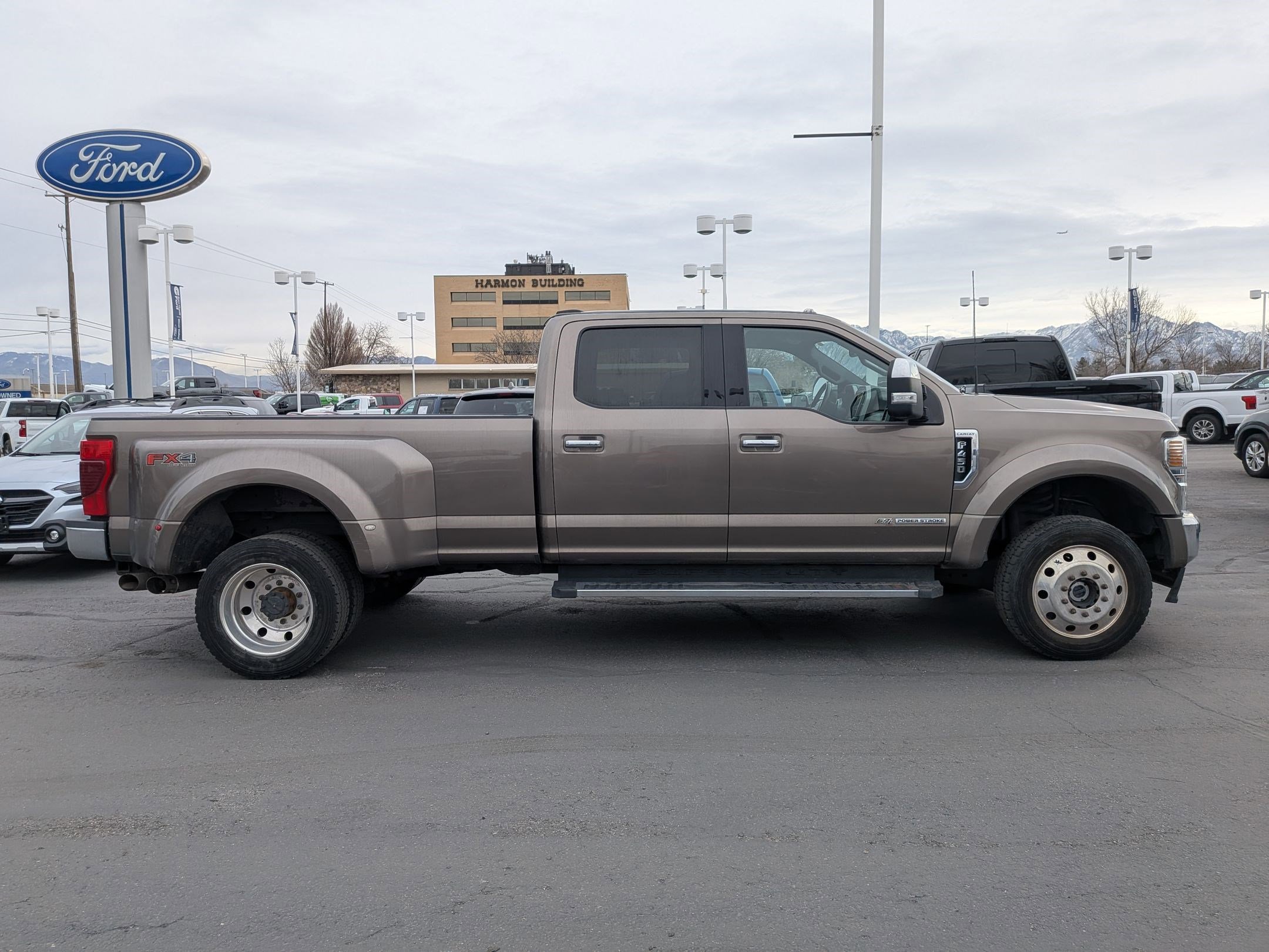 Used 2022 Ford F450 Lariat w/ Chrome Package image 2