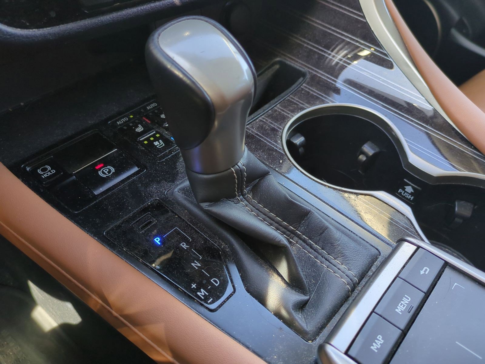 Used 2021 Lexus RX 350 FWD w/ Luxury Package image 25