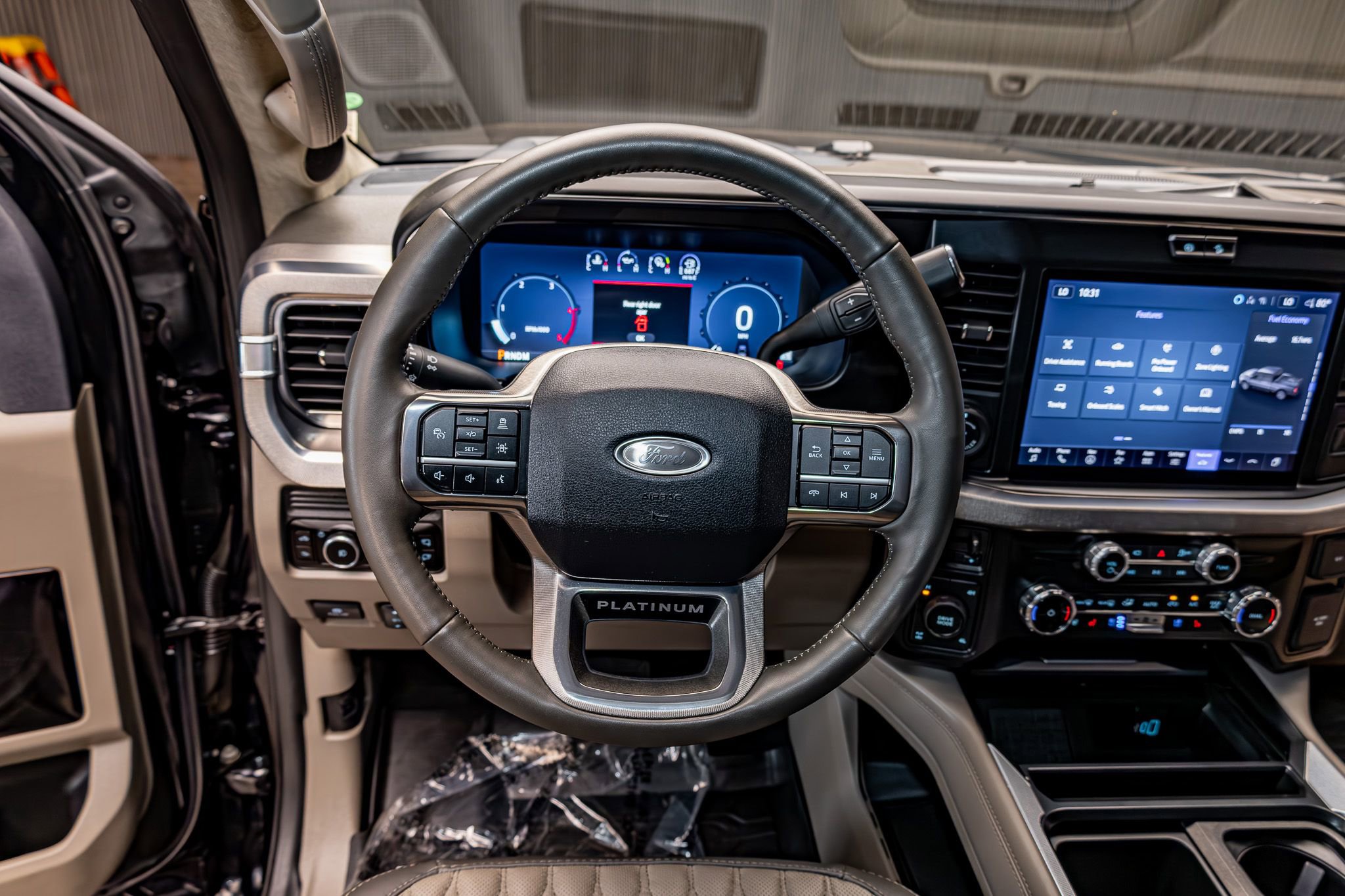 Used 2026 Ford F350 Platinum w/ Platinum Plus Package image 16