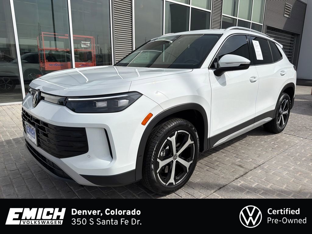 Certified 2025 Volkswagen Tiguan SE