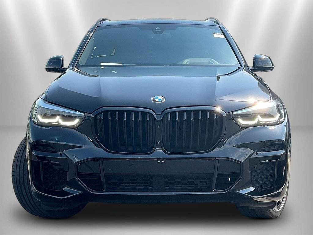 Used 2023 BMW X5 M50i w/ Climate Comfort Package AWD/4WD image 2