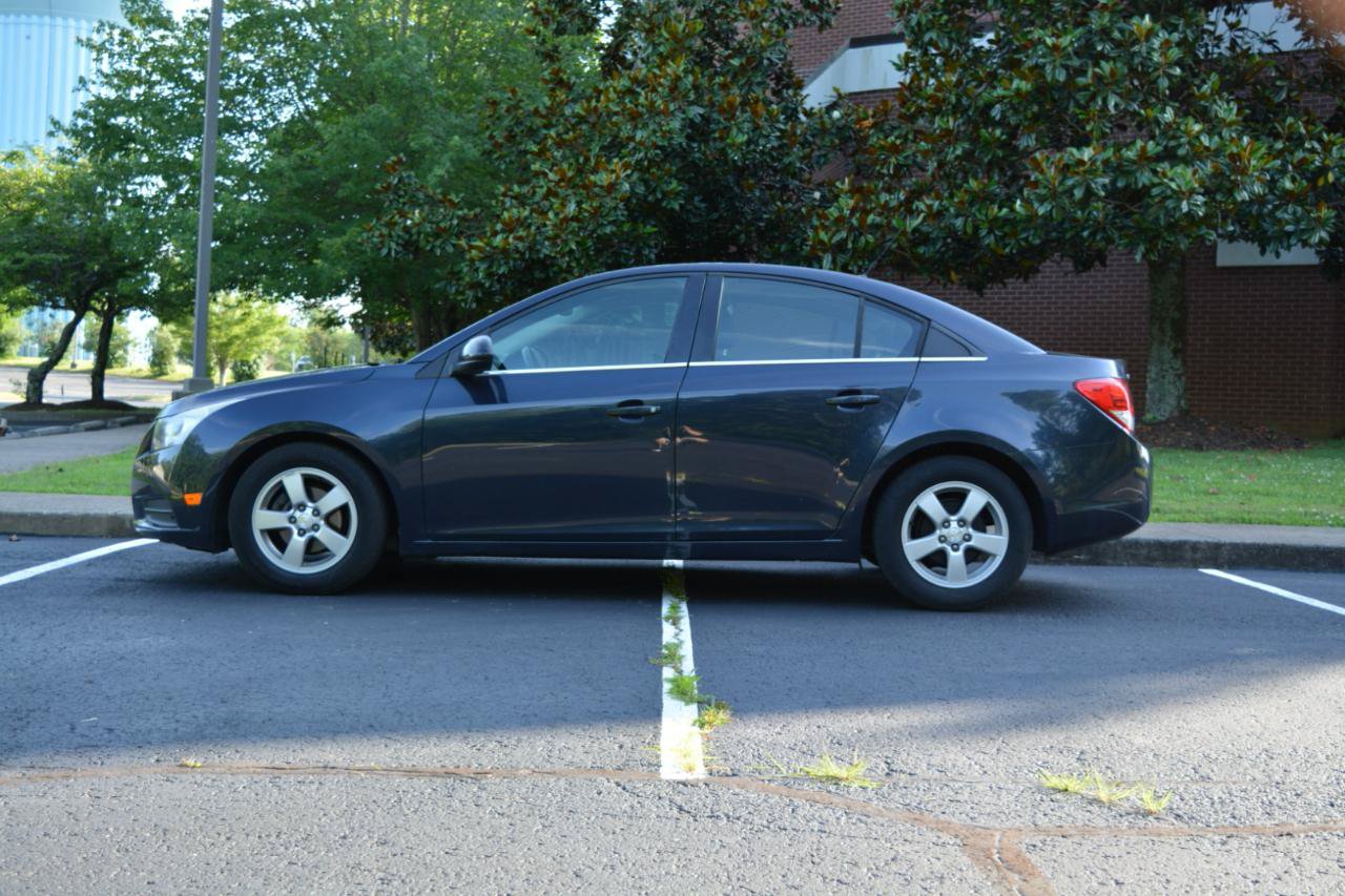 Used 2014 Chevrolet Cruze LT FWD image 8