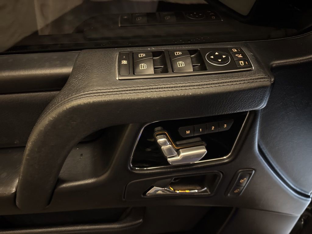 Used 2015 Mercedes-Benz G 550 image 9