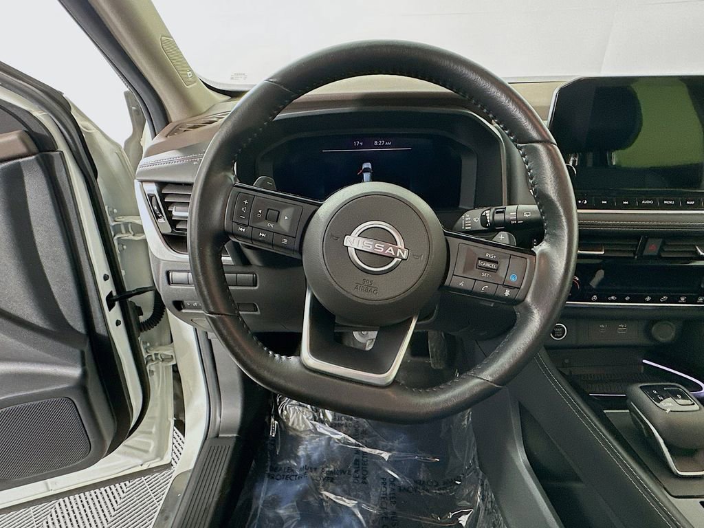 Certified 2023 Nissan Rogue Platinum image 17