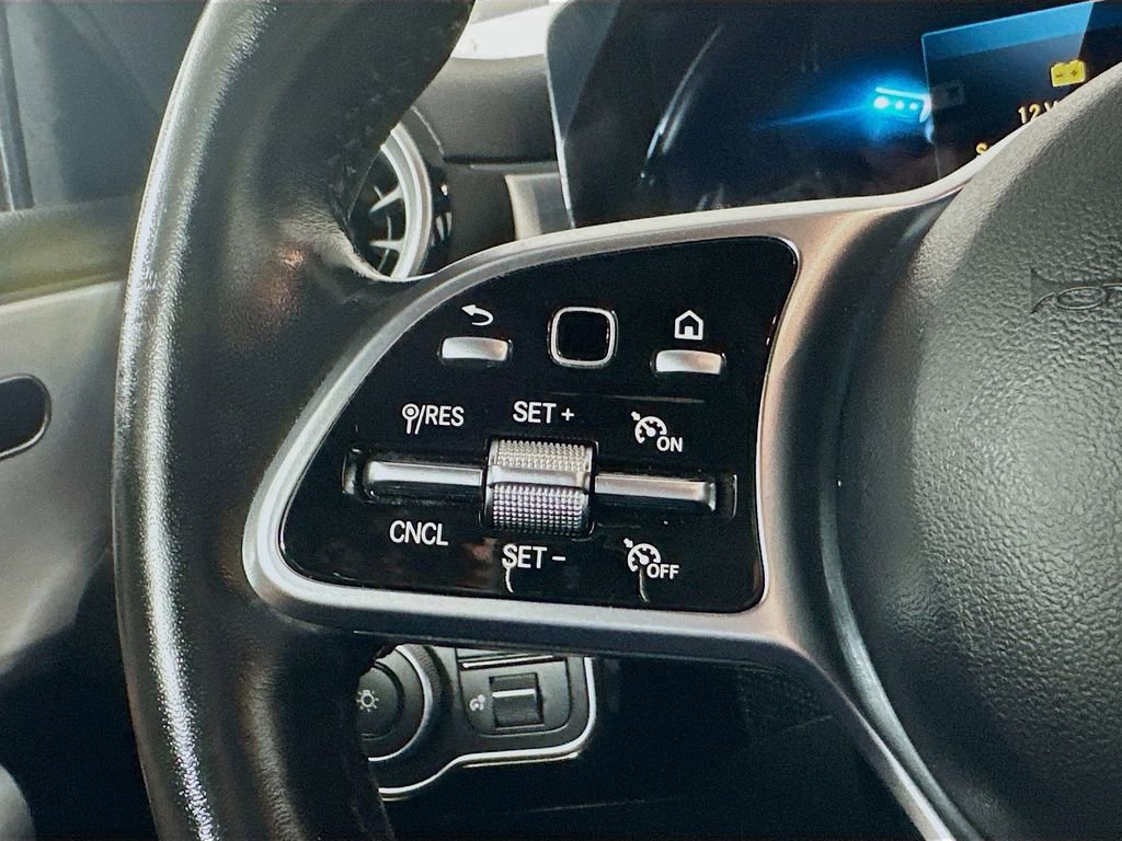 Used 2021 Mercedes-Benz A 220 4MATIC image 25