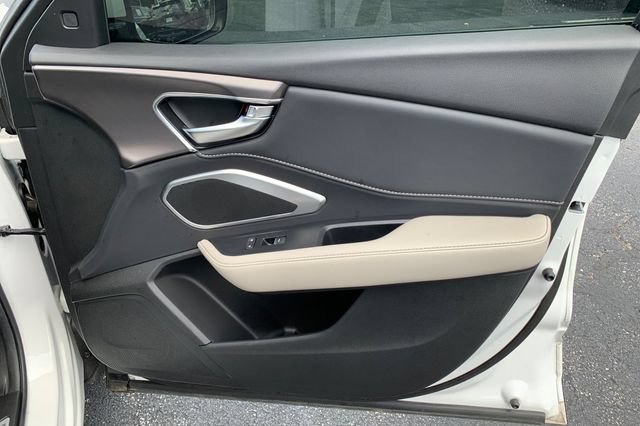 Used 2025 Acura RDX SH-AWD image 21