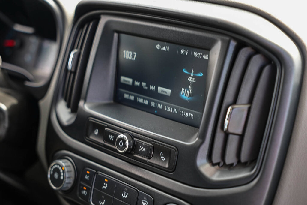 Used 2017 Chevrolet Colorado W/T RWD image 6