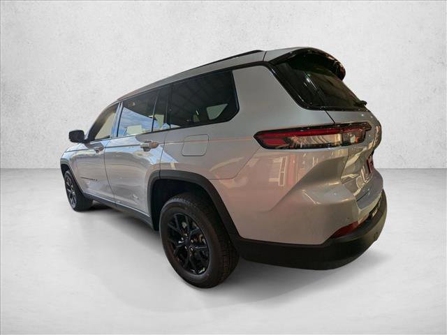 New 2025 Jeep Grand Cherokee L Altitude image 9