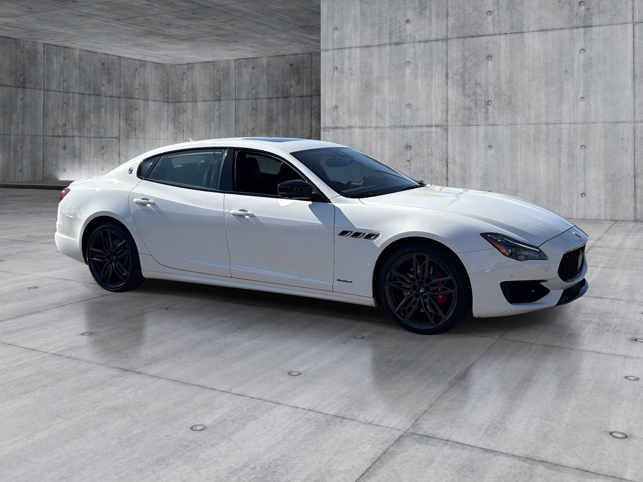 Used 2020 Maserati Quattroporte S GranSport Q4 AWD/4WD image 7