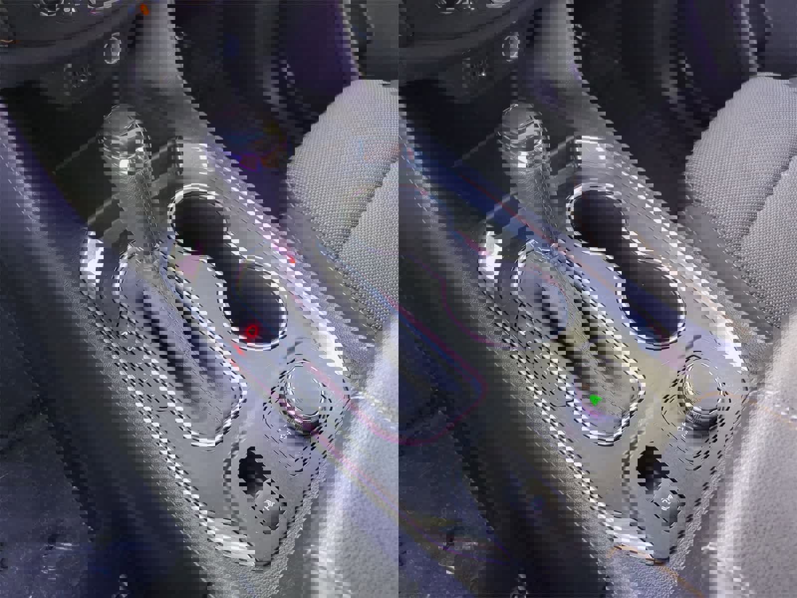 Used 2020 Chevrolet Traverse LT image 32