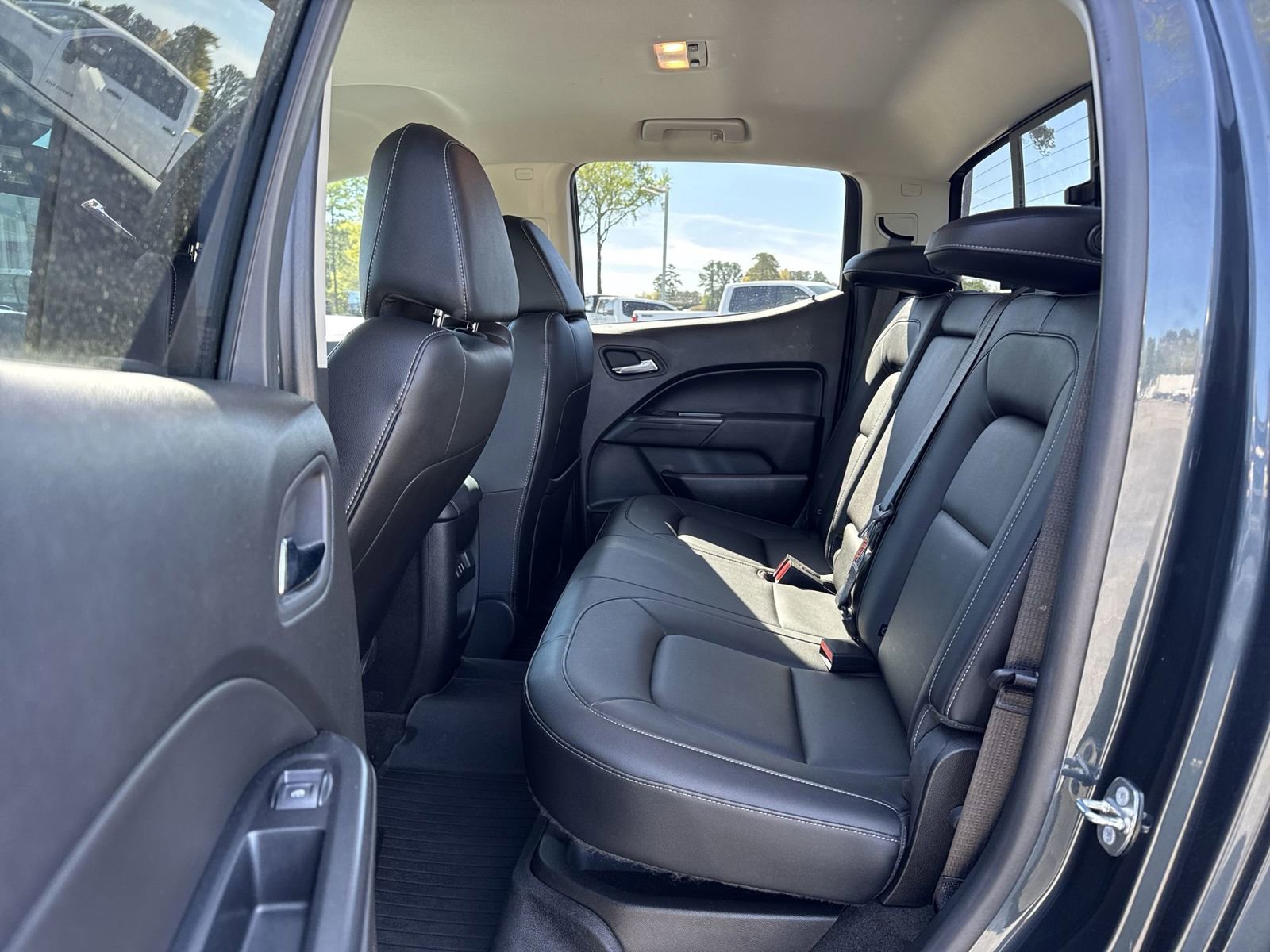 Used 2018 Chevrolet Colorado ZR2 AWD/4WD image 30
