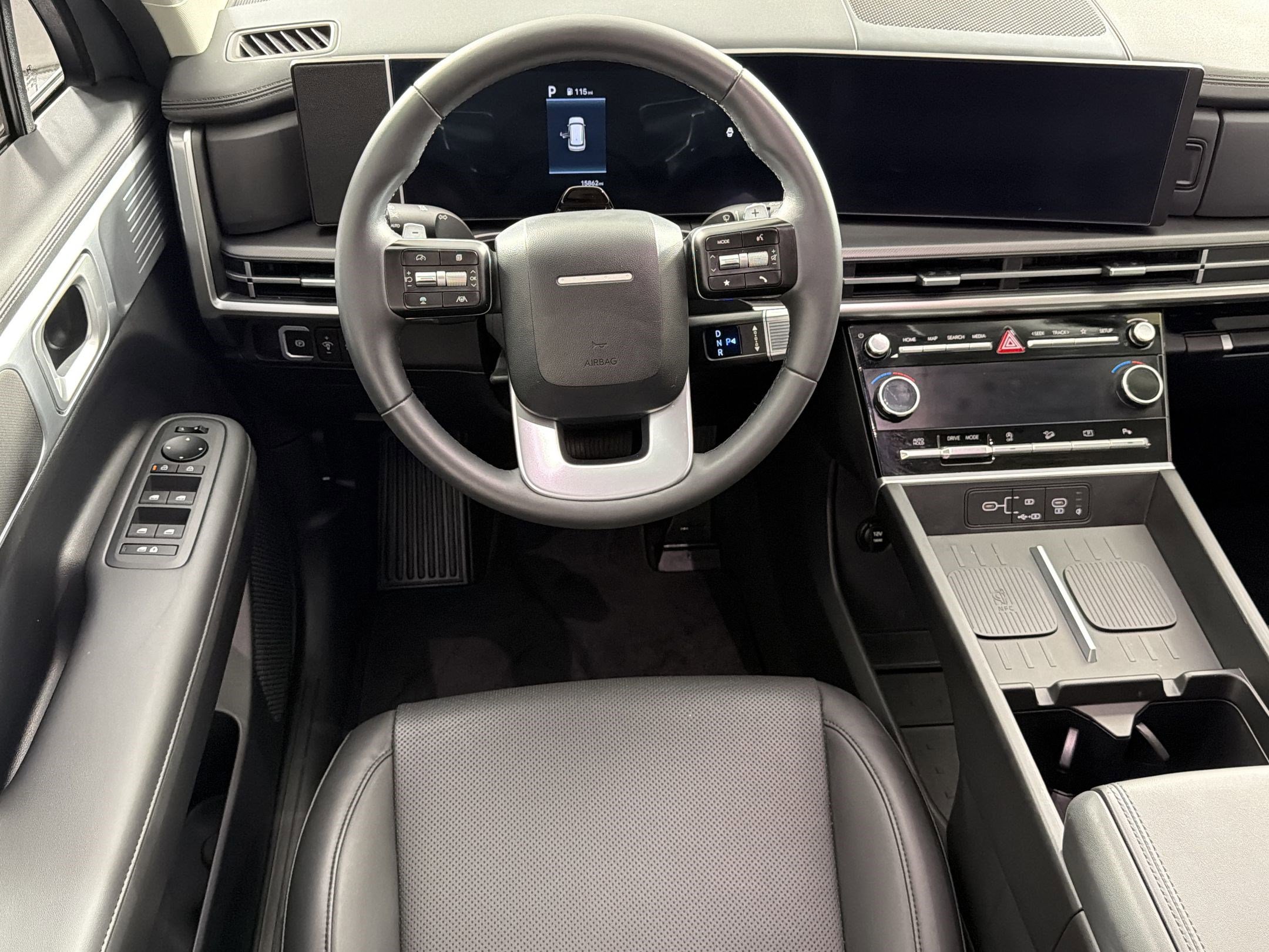 Used 2025 Hyundai Santa Fe SEL image 26