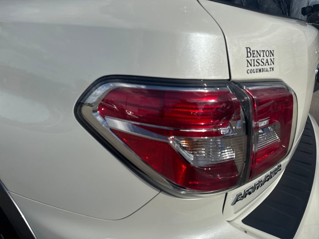 Used 2018 Nissan Armada SL w/ Premium Package image 47