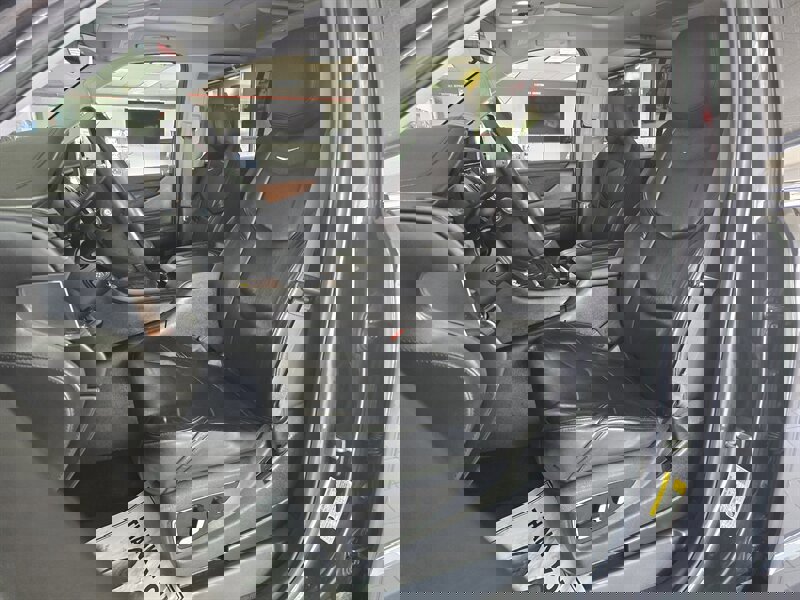 Used 2017 Cadillac Escalade ESV Premium Luxury AWD/4WD image 9